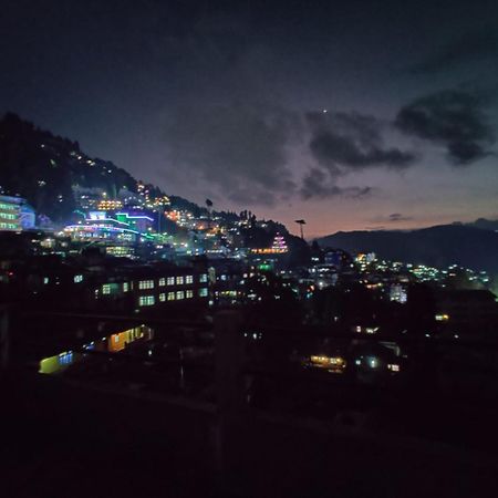 Hotel Pitstop Darjeeling - Excellent Service Recommended & Couple Friendly Exterior foto